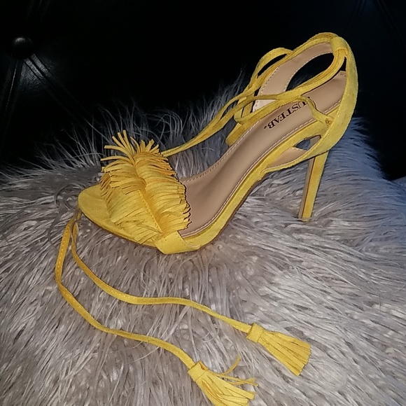 Shoe Dazzle Shoes - Citron Fringe Stilettos